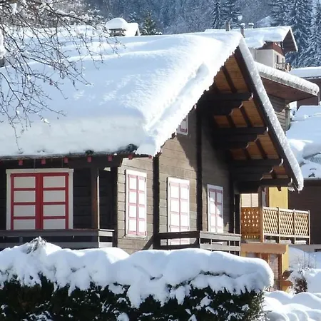 Centre Village, 8 Personnes, 4 - Ch25